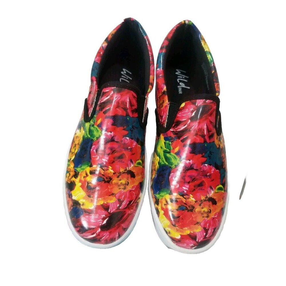 Wild Pair Women's Size 7 M Alondra Floral fashion Sneakers multicolor (54)
